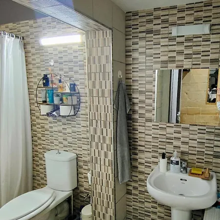 Daire Stylish Loft By The Sea *